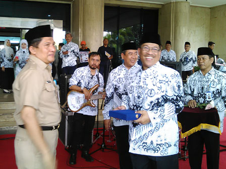 Pencarian PGRI Bandung Barat - Persatuan Guru Republik Indonesia Cabang Kabupaten Bandung Barat
